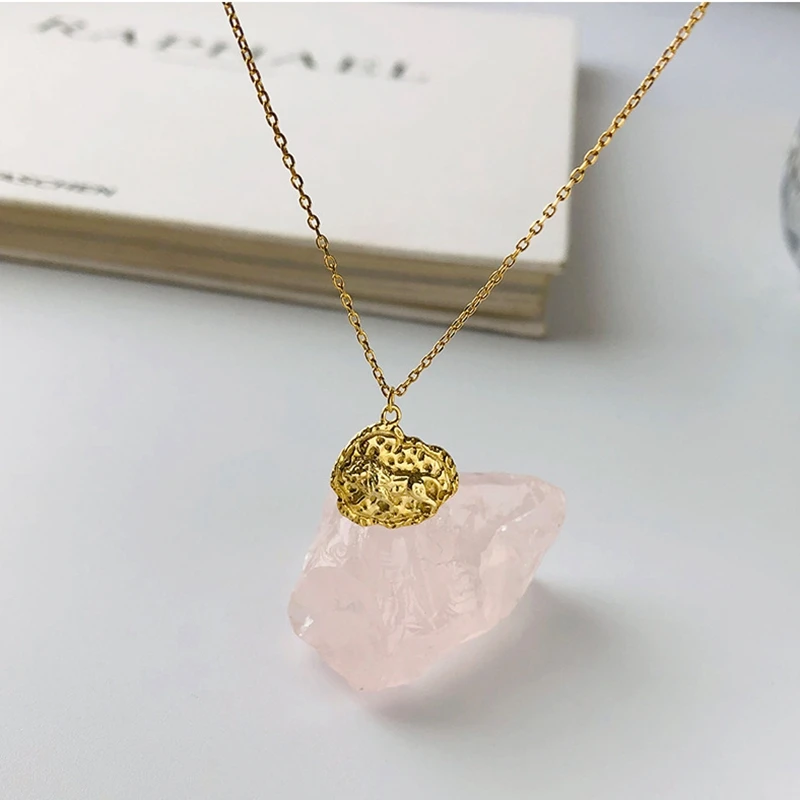 

Серебряное неправильной формы ожерелье из стерлингового серебра 925 пробы с подвеской льва креативное рельефное Элегантное ожерелье с текс...