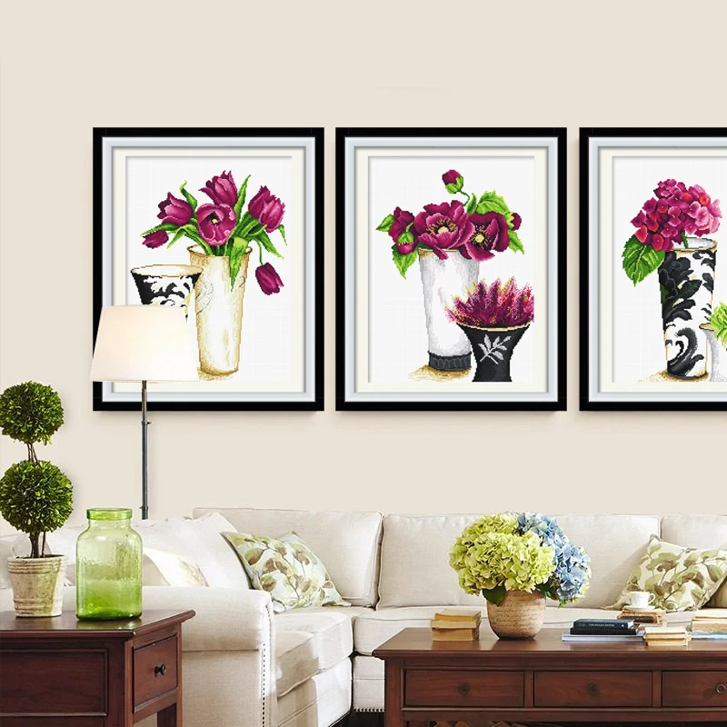 Набор для вышивки крестом холщовая ваза с новогодним принтом фиолетовая Триптих