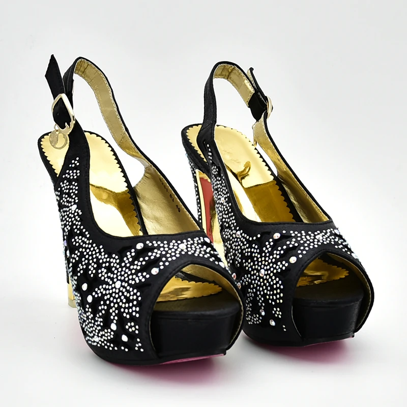 Новинка Итальянский комплект из туфель и сумочки для свадьбы Женские свадебные