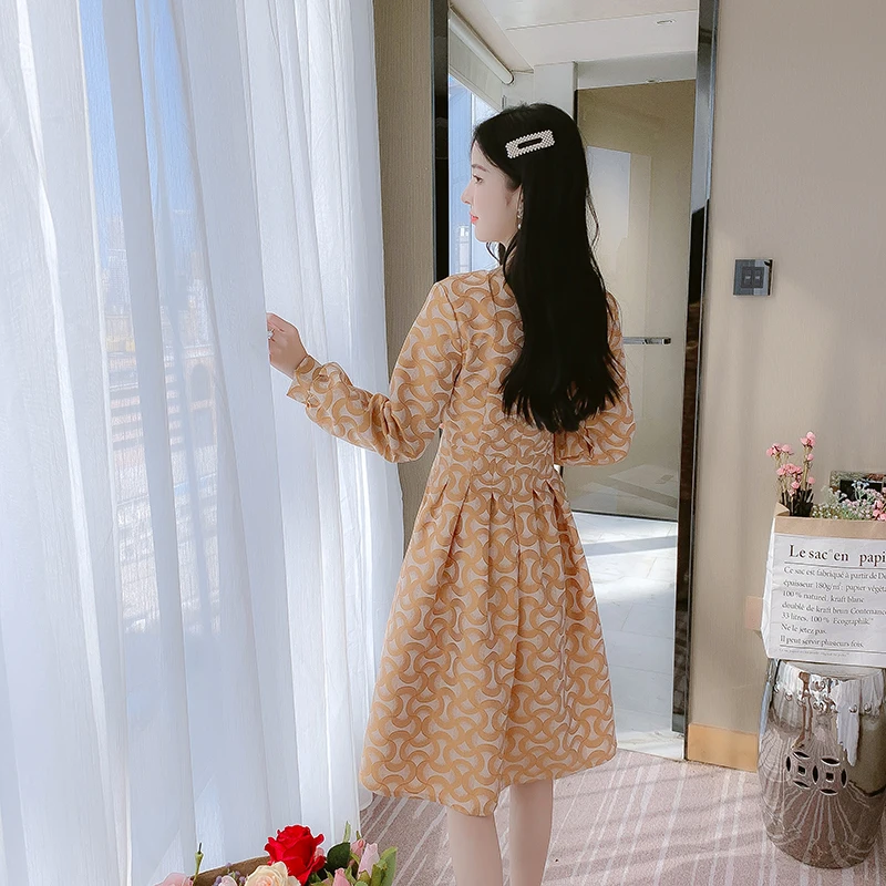 платье женскоеПлатья вечернее Облегающее для женщин черное с квадратным вырезом