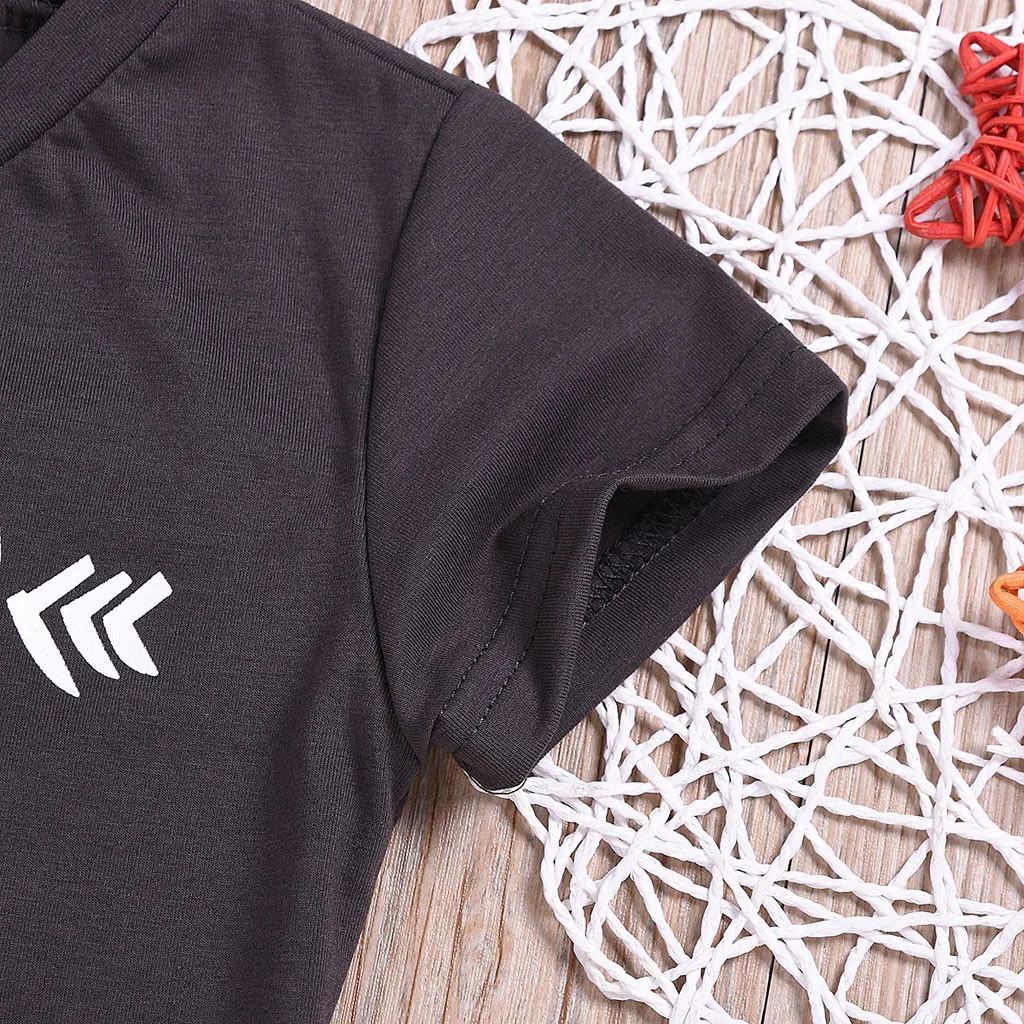 Топы для мальчиков Детская футболка с короткими рукавами и буквенным принтом