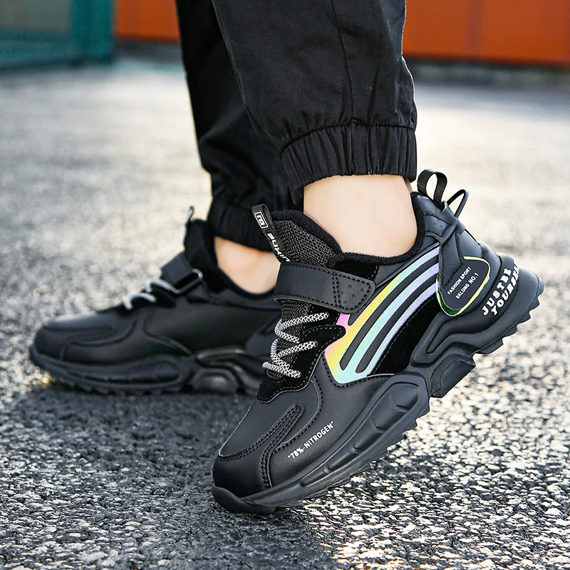 Zapatillas de deporte de cuero EVA para ni&ntilde;o, zapatos antideslizantes de fondo suave, informales, para correr, suministros de actividades al aire libre-2