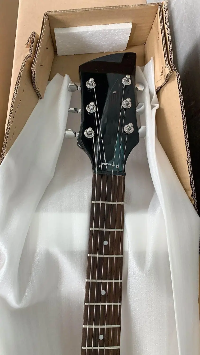 Оптовая продажа гитара Новое поступление Rickenbackr 330 электрическая точечная