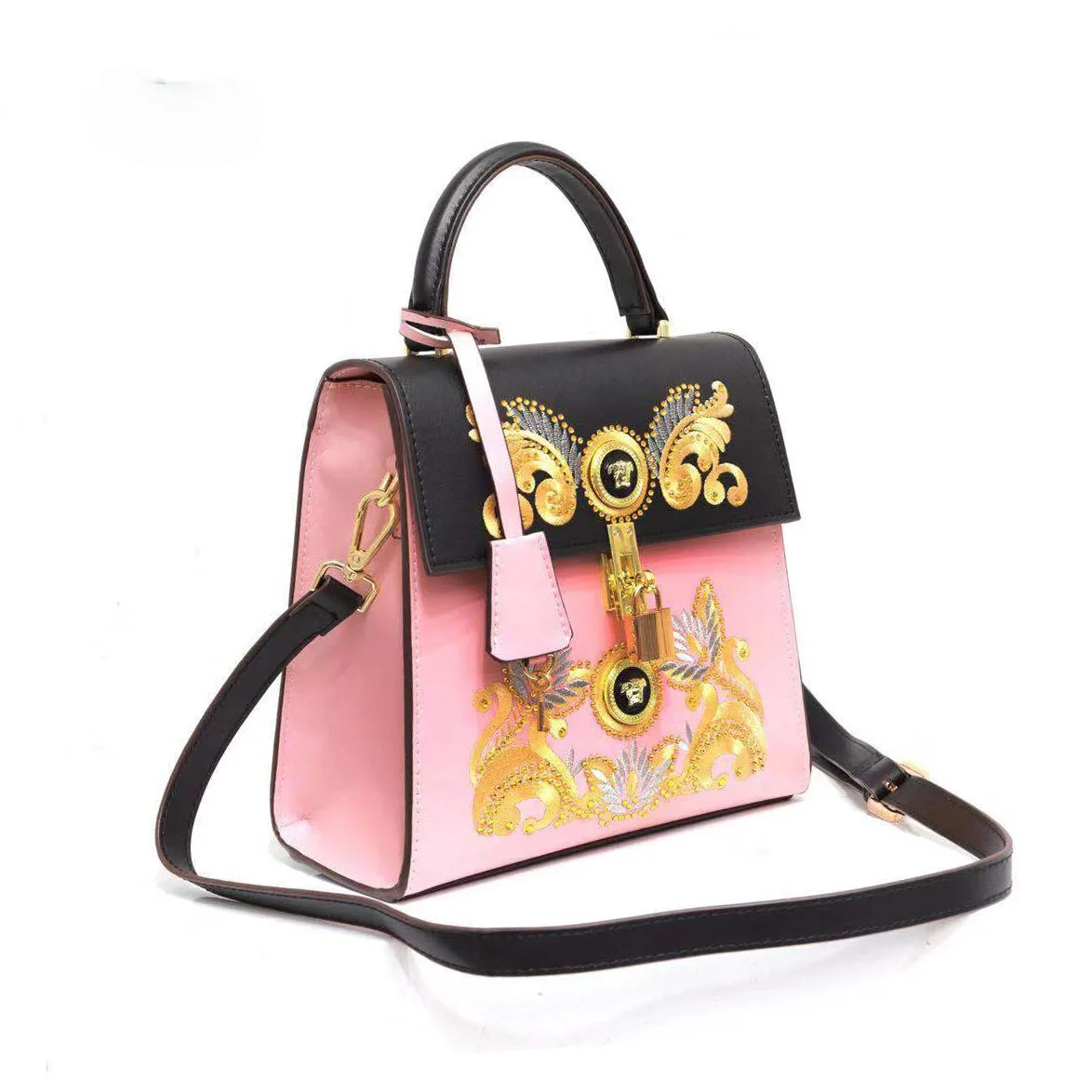 

2021 fashionable and personalized embroidered and ironed women's bag