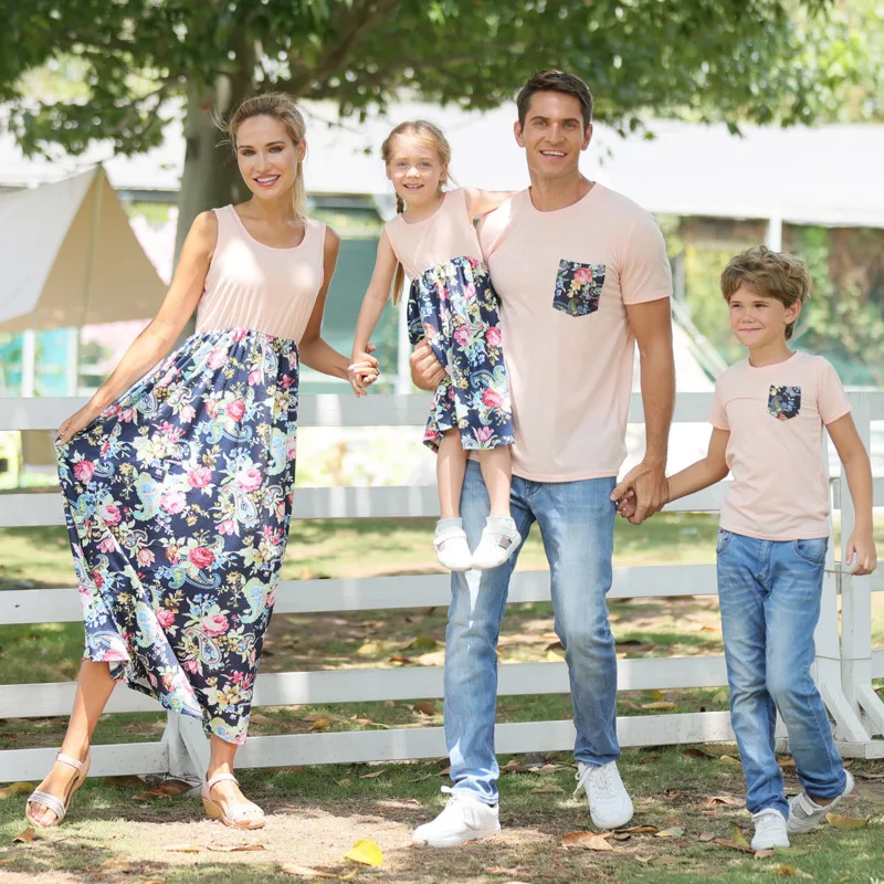 

2021 New Summer Family Matching Clothes Mother Daughter Long Dresses For Women Baby Girls Boy Men T Shirt Sexy Maxi Beach Dress