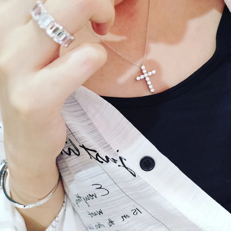 

Retro Classic Shiny Cross Pendant Cz Engagement Wedding Pendants Necklaces for women Bridal Party Jewelry