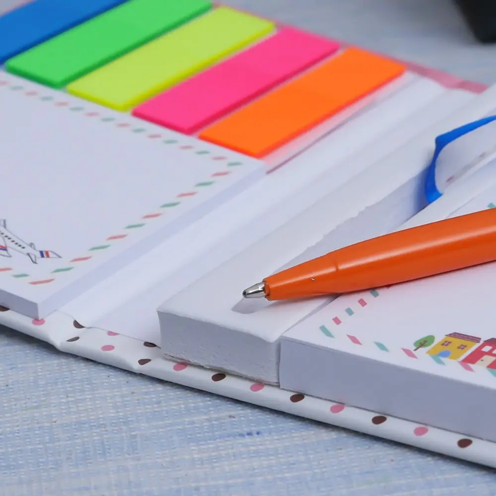 Жесткий чехол мини блокнот записная книжка дневник двойной для записей клейкие