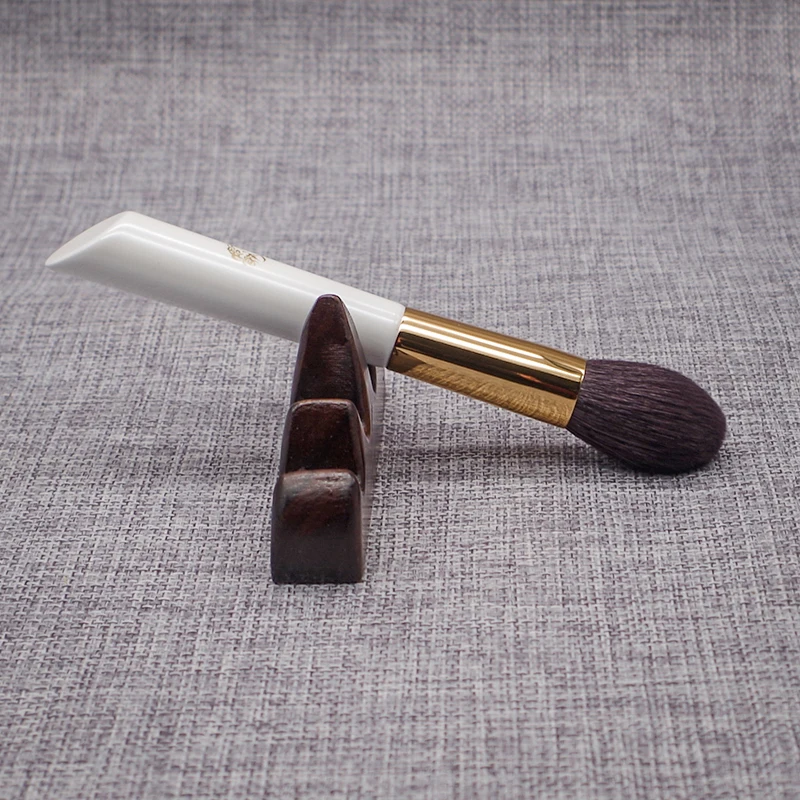M06 профессиональный ручной работы Макияж Кисти Круглый румяна кисть