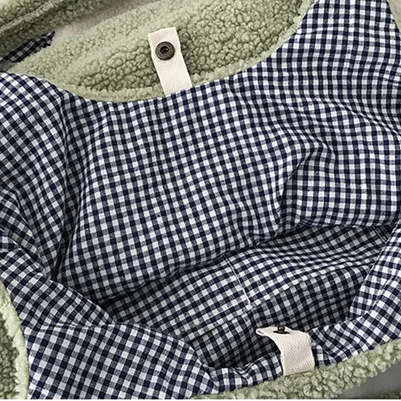 

2021 Ladies Large-capacity Shopping Bag Fashion Imitation Lambskin Shoulder Bag Lamb Winter New Design Small Embroidered Tote