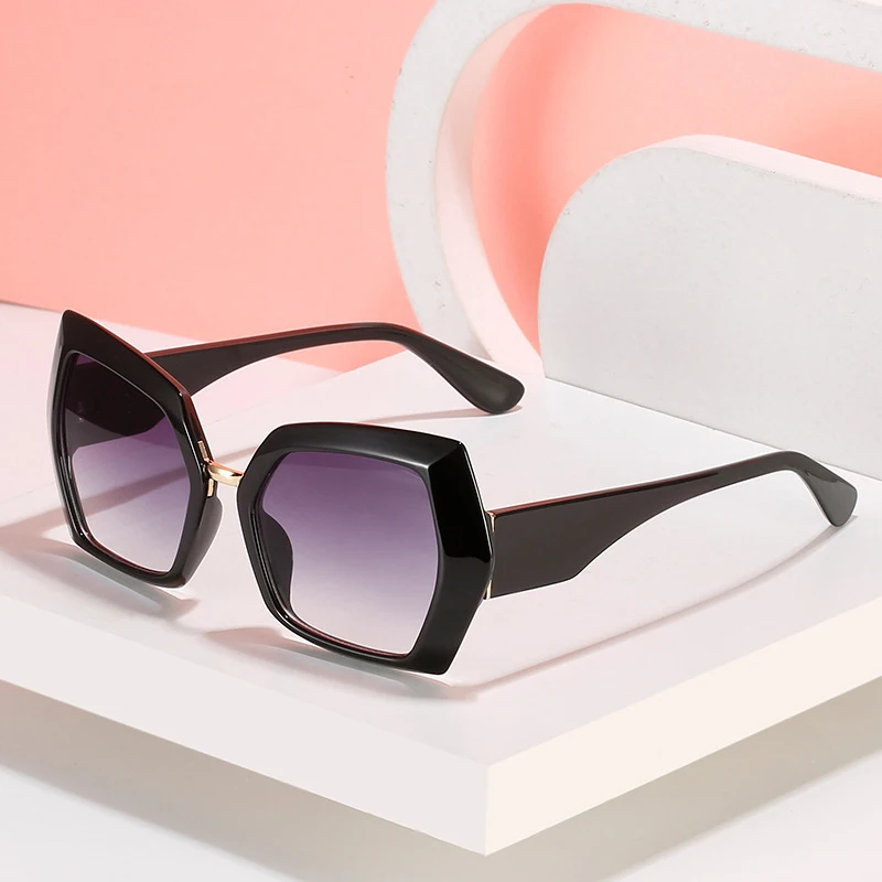 

New luxury brand fashion design simple large frame square cat's Eye Sunglasses men's and women's gradient UV400 protection 2021