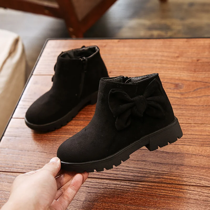 Новинка 2019 замшевые ботинки для девочек детские осенние ботильоны модные с