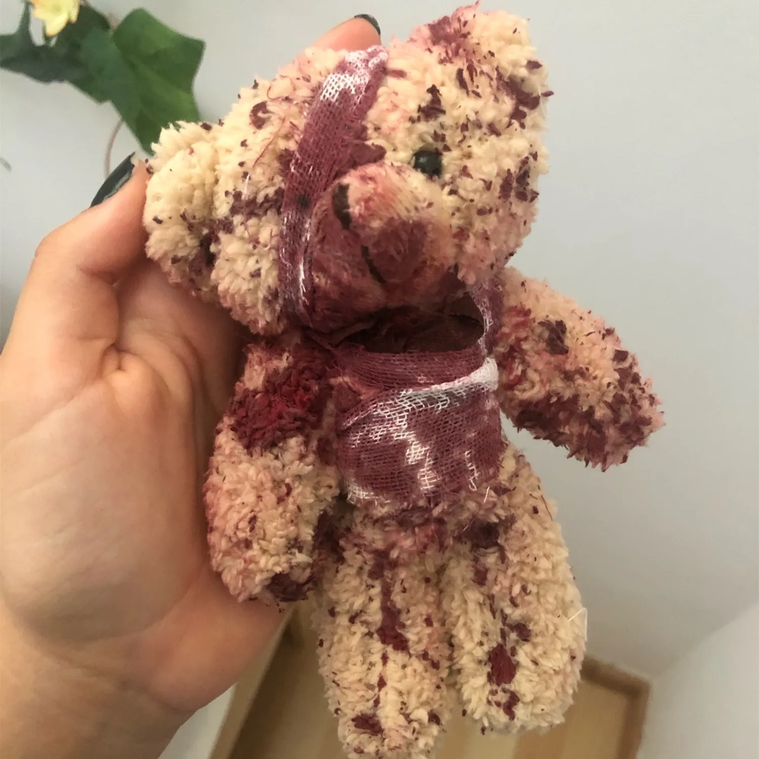 Брелок в стиле панк кровавый плюшевый медведь брелок для ключей Хэллоуина кукла