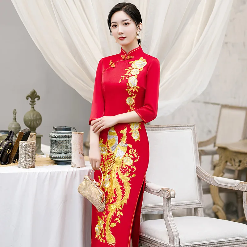 

Красная атласная винтажная пуговица Qipao, пикантная Феникс, женский китайский воротник мандарина, большой размер 3xl-5xl
