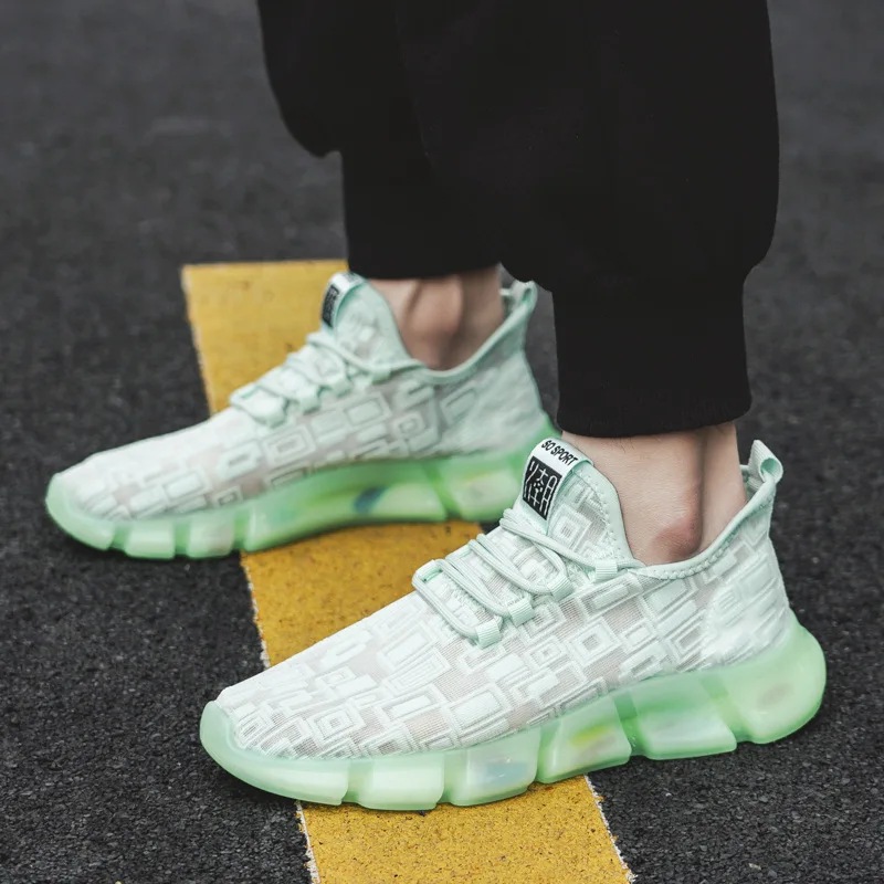 

High quality Sock Shoes Trainers Men Casual Shoes Men Sneakers Zapatillas Hombre Fly Weaving Slip On Flat walking Shoes Basket