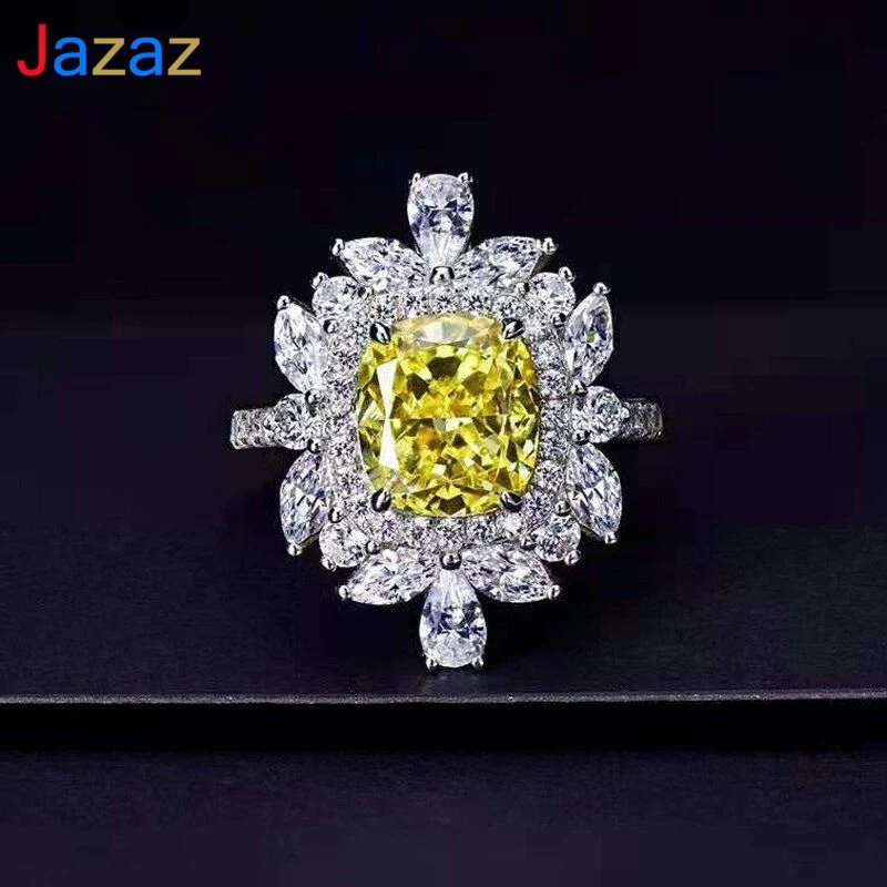 

Женское кольцо из серебра 100% пробы, с топазом 3 карата