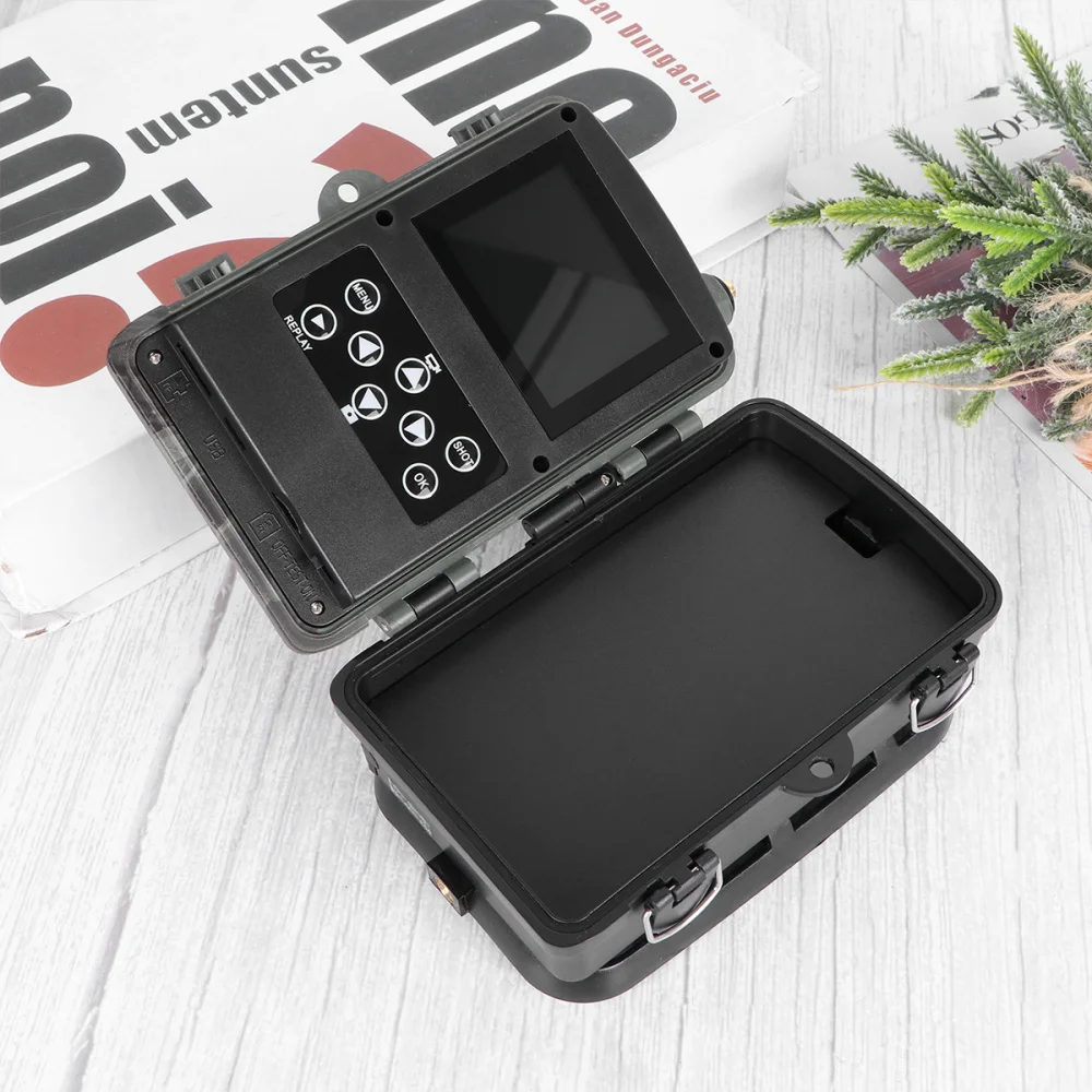 

HC-801LTE Camera 8MP 32GB Trail Cameras Night Vision Infrared Photo Traps 0.3s Wild Cam Hunter Scout (Green)