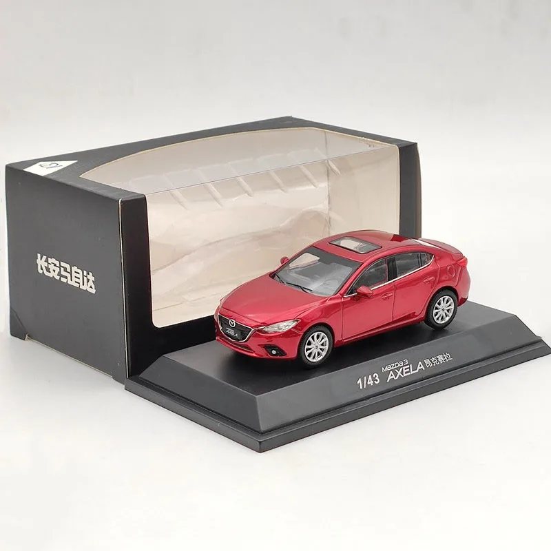 С оригинальной коробкой масштаб 1:43 Mazda 3 AXELA модель автомобиля из сплава коллекция