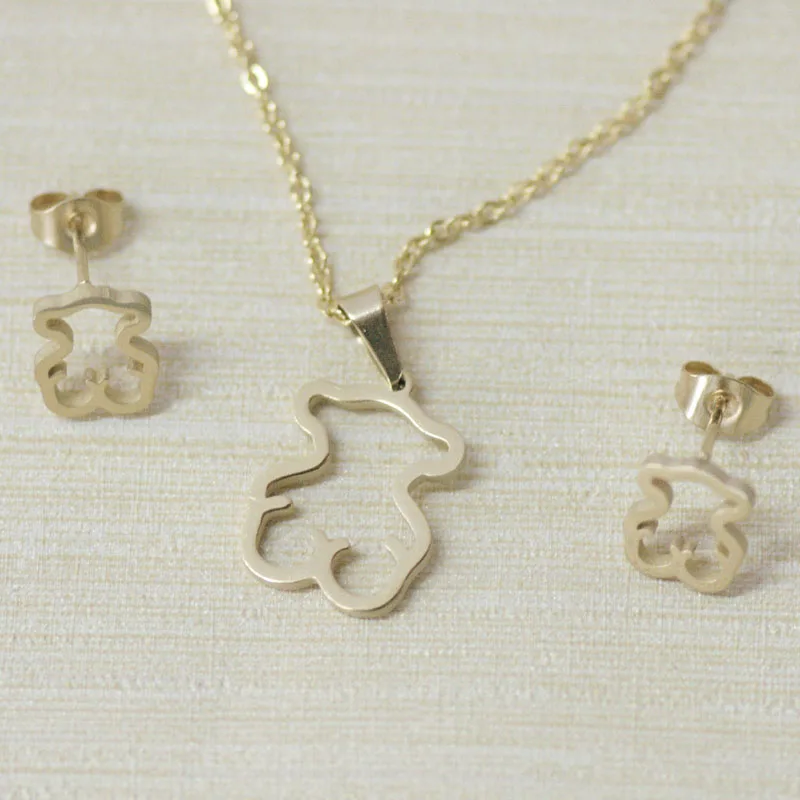 

New Golden Stainless Steel Chain Necklace Love Hollow Bear Pendant Necklace Earrings Clavicle Chain Jewelry Set