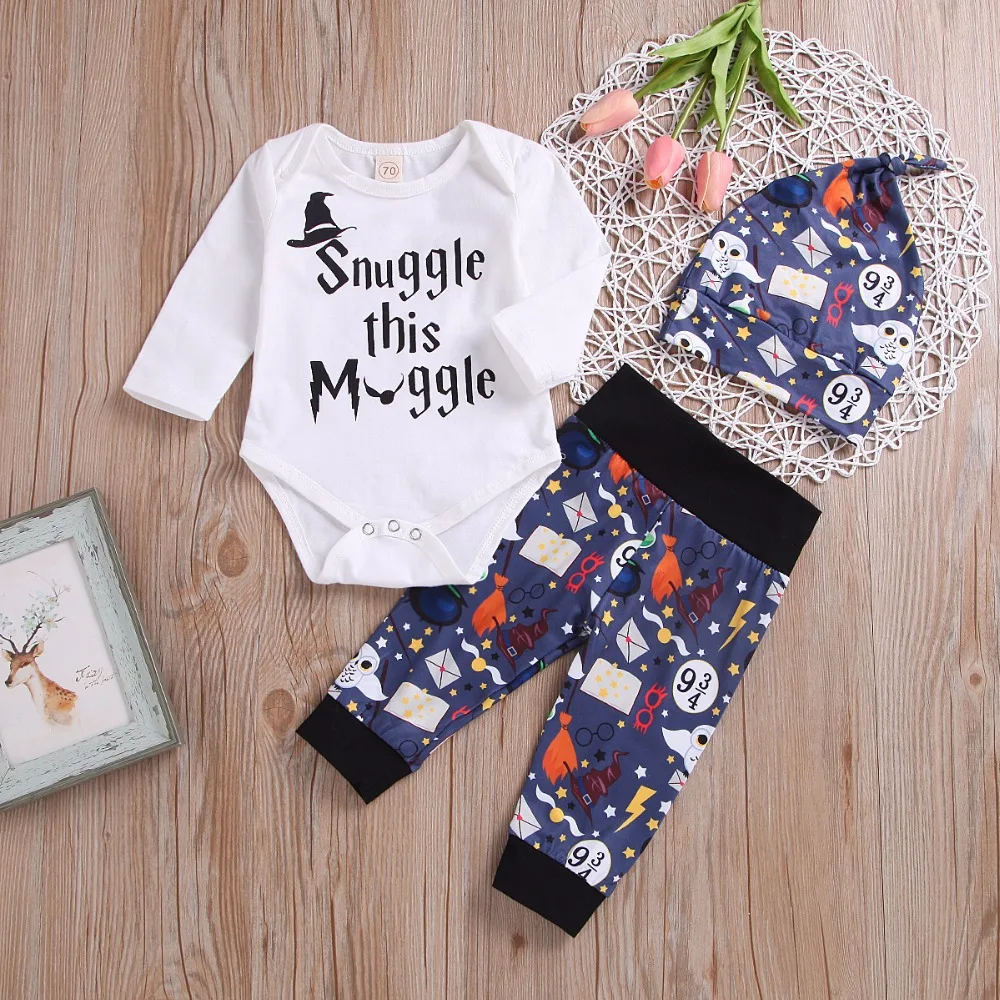

3PCS Newborn Baby Costume Set Baby Boy Costume 2021 Autumn Fashion Halloween Letter Romper + Pants + Hat kids Wear Set