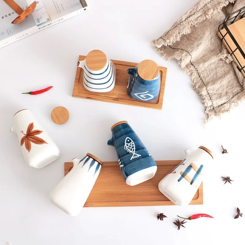 

1PCS Art Ceramic Soy Sauce Bottle Japanese Style Seasoning Storage Container Kitchen Supplies Gadget Cone Painting Spice Jar