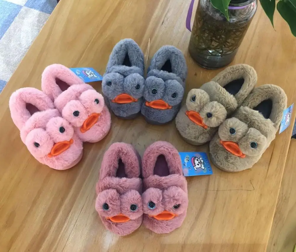 #805-cute duck plush slippers/ home indoor shoes in winter suitable for mid-kids |