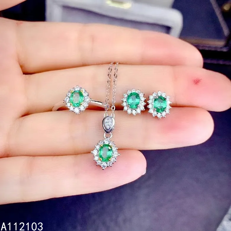 KJJEAXCMY fine jewelry 925 sterling silver inlaid natural emerald Women's elegant pendant Ring Earrings Flower gem set support