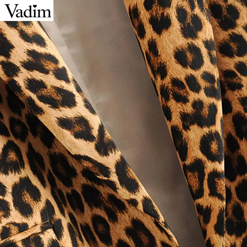 Женский блейзер с леопардовым принтом Vadim стильный офисный пиджак рукавами три