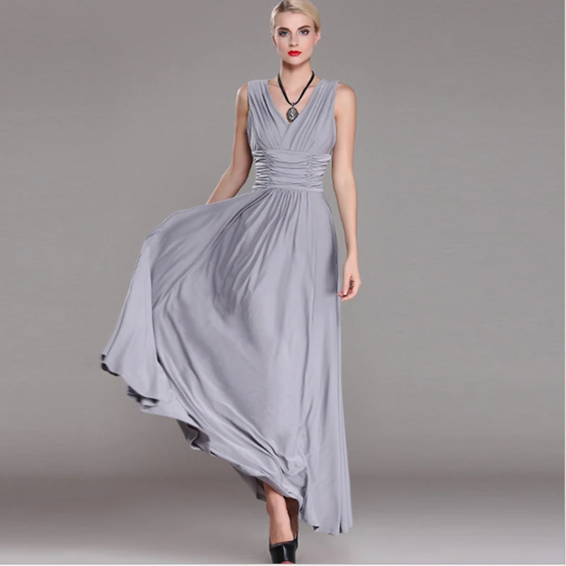 

Платье-Макси женское летнее длинное из молочного шелка с V-образным вырезом