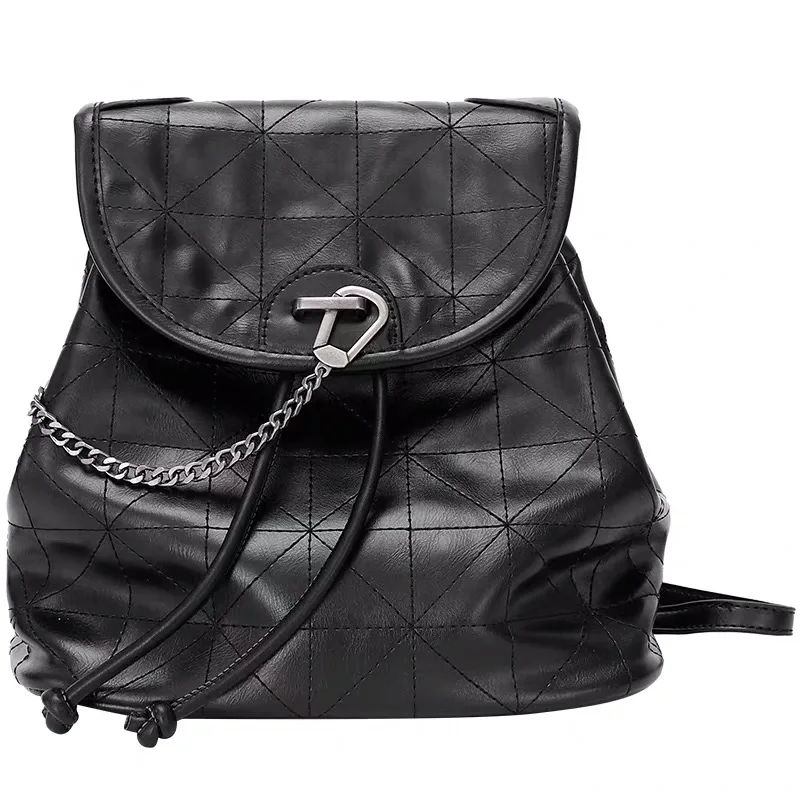 Дизайнерский рюкзак для женщин женский на цепочке девушек Кожаные Мягкие