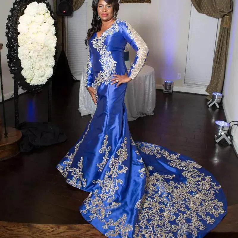 Sexy Royal Blue Plus Size Prom Dresses V Neck Floor Length Evening Dress Sweep Train Formal Party Gowns