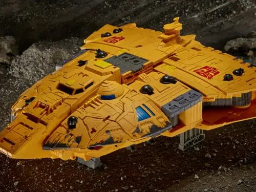 Готов! В наличии новая война для Cybertron: Kingdom WFC K30 Autobot Ark Бесплатная