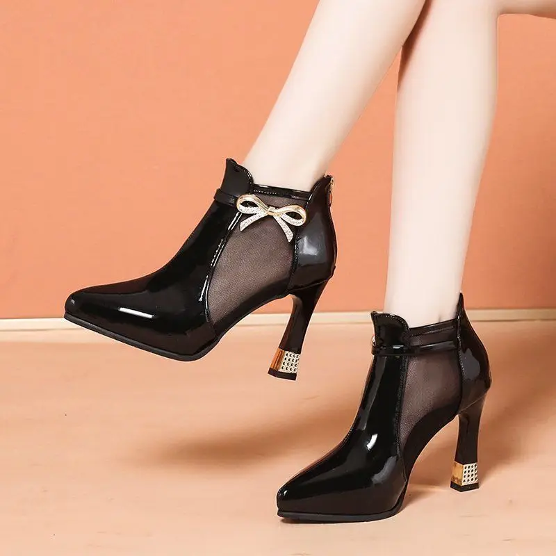 

Женские сандалии, ботинки, 2021 новые женские туфли на высоком каблуке с сеткой, на квадратном каблуке, с вырезами, с бантиком, женская обувь, ч...