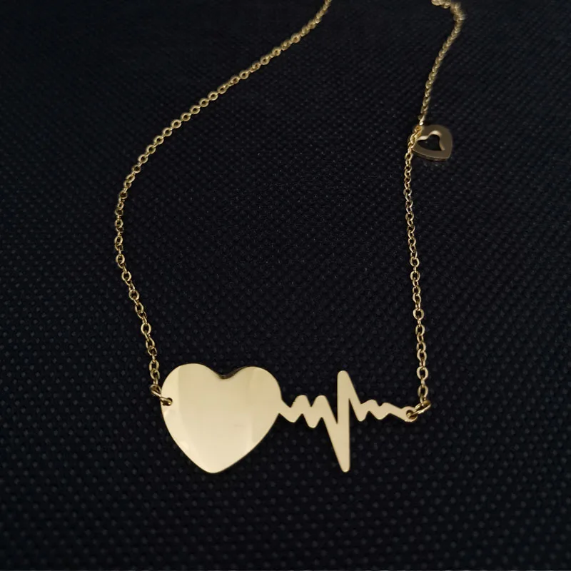Stainless steel ladies heart-shaped necklace gold crown ladies pendant necklace lover gift Ladies Necklace jewelry wholesale