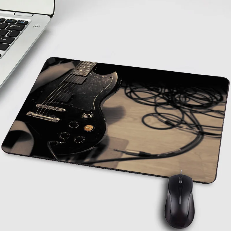 

Cool Pattern for Music Lover Amateur Guitar Images Mousepad Computer Mini Pc Notebook Tabllt Gamer Gaming Mouse Pad Mat