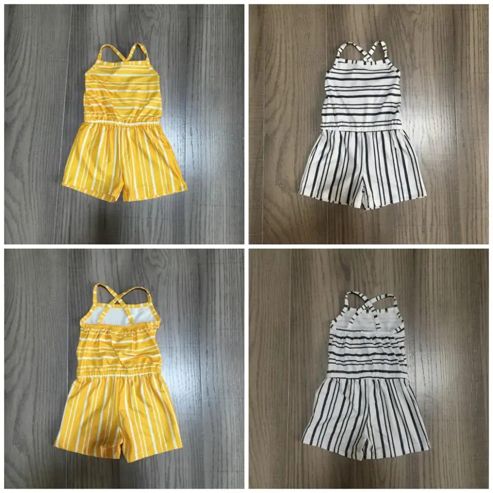 Одежда для девочек молочный шелк бретелька через шею в полоску горчично серого