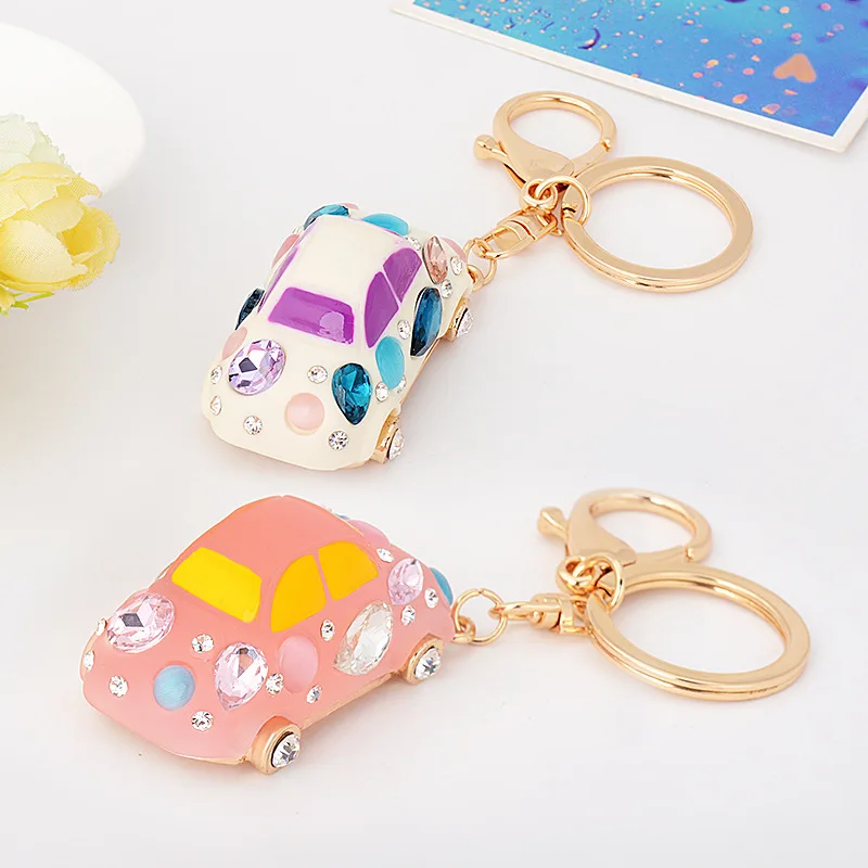 Милый модный 3D брелок Стразы в форме автомобиля Металлический Эмалированный для