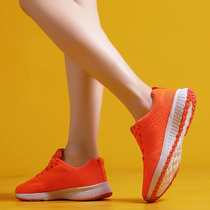 Удобные кроссовки для Для женщин обувь на шнуровке розового дышащие сетчатые