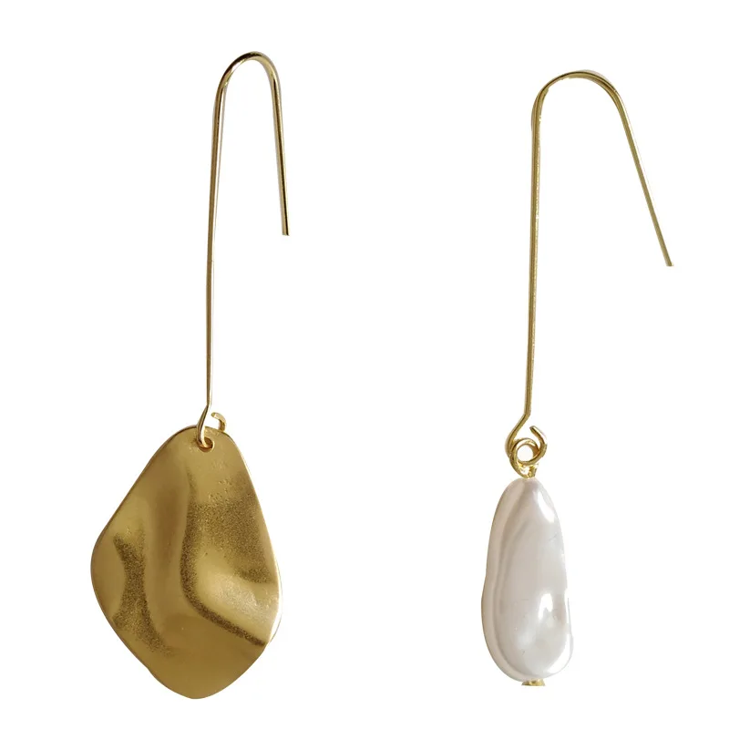 

New Asymmetrical Dangle Earrings Women Fashion Korean Temperament Metal White Bead Dangle Earrings For Women Jewelry Party Gift