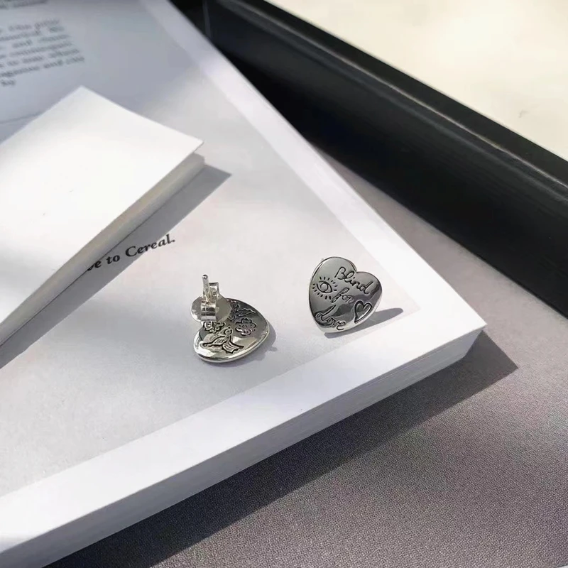 

1:1 925 Sterling Silver Classic European And American Style Heart-Shaped Earrings (With English Letters), A Gift For Ladies