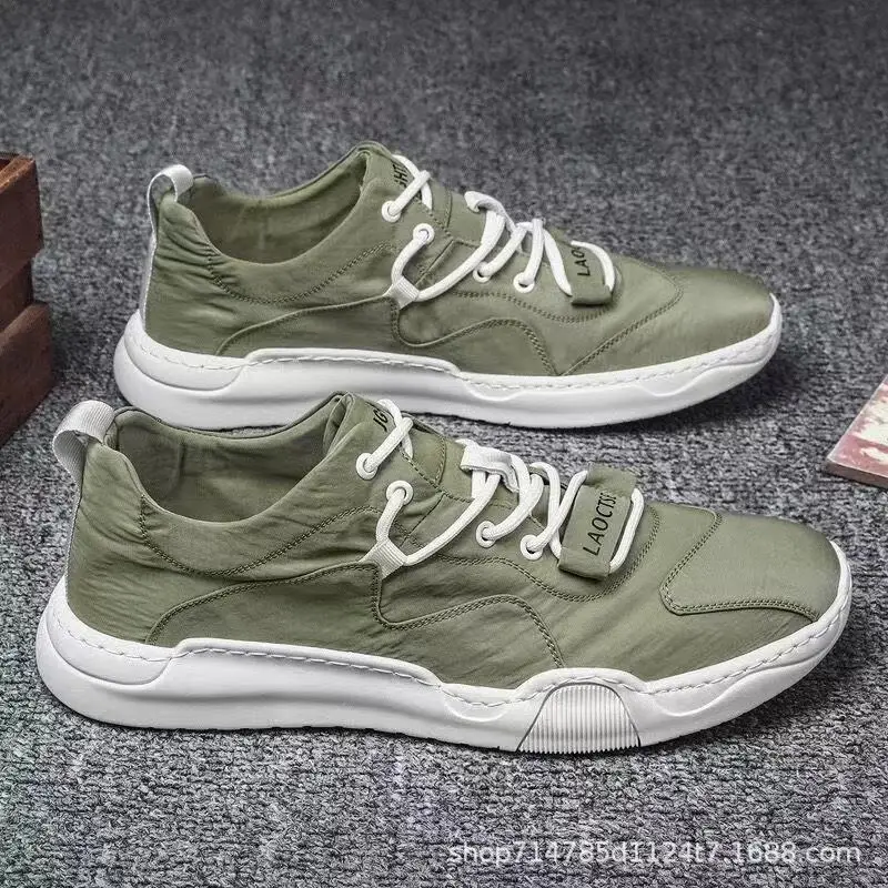 

Men's Shoes Summer Ice Silk Board Shoes Korean Fashion Old Beijing Cloth Shoes Versatile Breathable Soft Sole Men's Casual Shoes