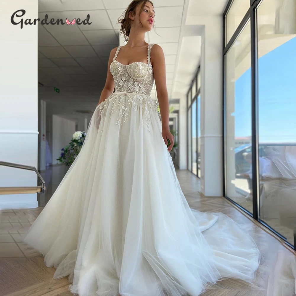 

Luxury Appliques Beading Wedding Dress 2020 Spaghetti Strap Sweetheart Neckline Bridal Dress Elegant Lace Robe de mariée
