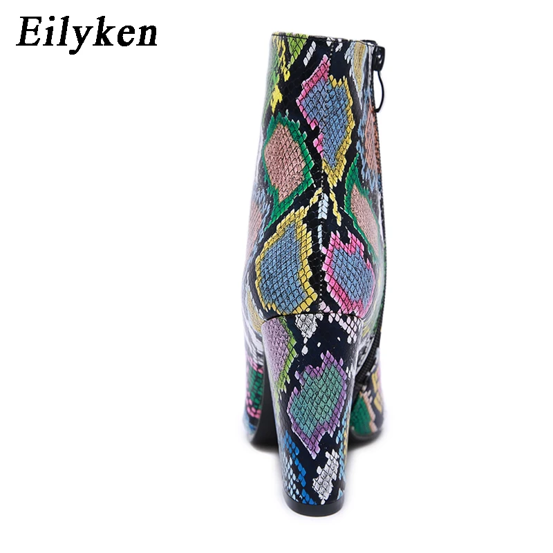 Eilyken/Новинка года; женские ботильоны; Модные Зеленые ботинки со змеиным узором; зимние женские ботинки с острым носком на высоком каблуке; женские ботинки на молнии