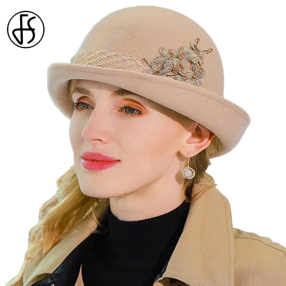 

FS 2022 Socialite Basin Wool Felt Fedora Hats For Women Curling Church Cloche Derby Hat Fedoras Bowler Cap With Mesh Flowers
