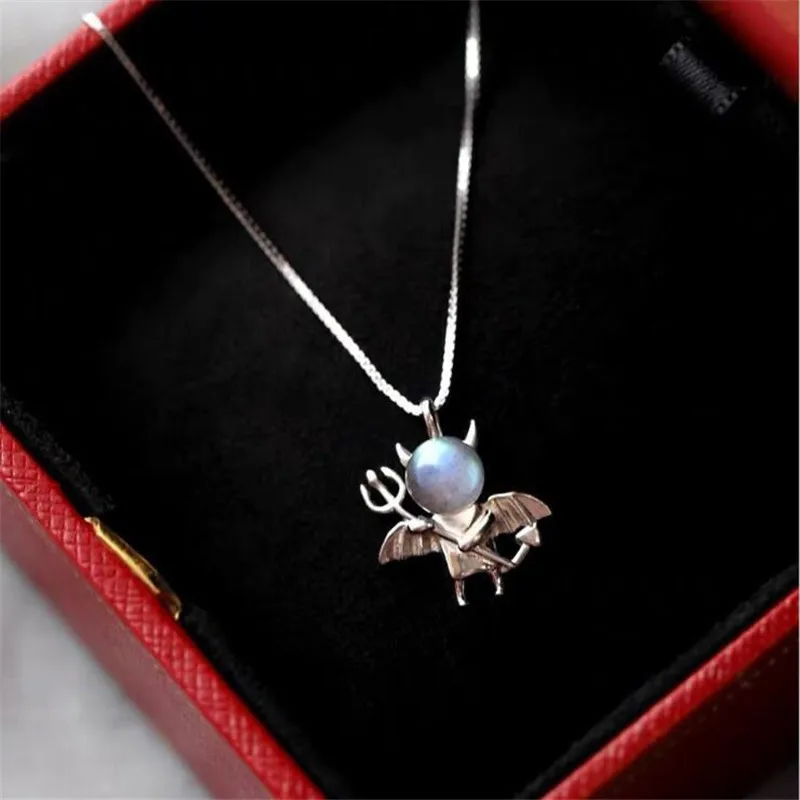 Новый темперамент Moonstone маленький дьявол серебряное ювелирное изделие для