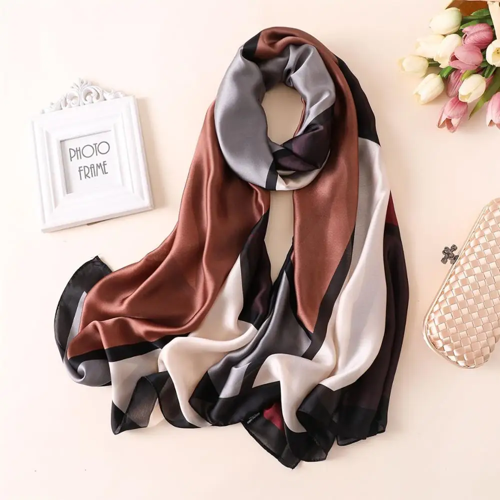 Модный женский большой мягкий атласный шарф Хаундстут градиентные квадратные