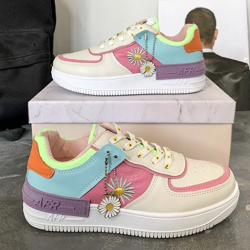 

2021 Fashion Spring New Designer Hot Sale White Shoes Female Platform Sneakers Women Tenis Feminino Casual Female Shoes Woman 42