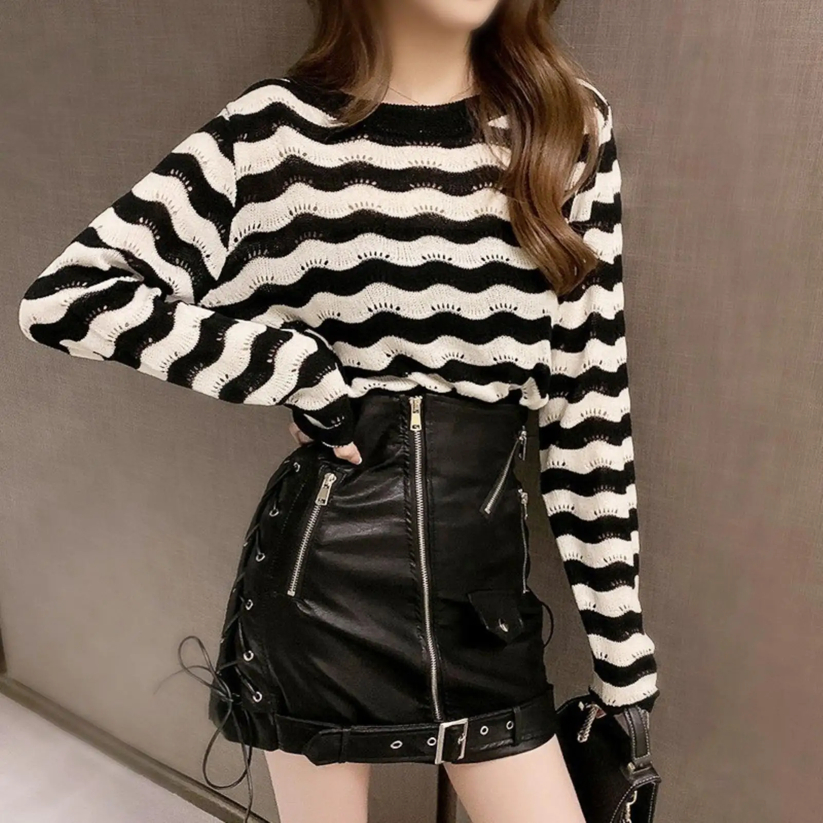 

Women's Pullovers Tops Fashion Lady Loose Color Block Long Sleeve Round Neck Ripple Knitwear Blouse Autumn Casual Slim shirt Top