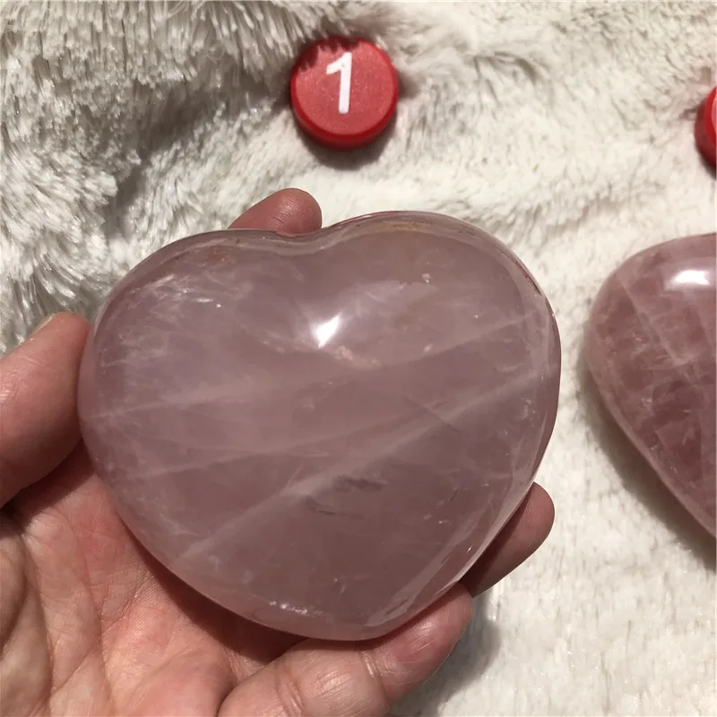 Натуральный большой розовый кварцевый кристалл любящее сердце камни целебные