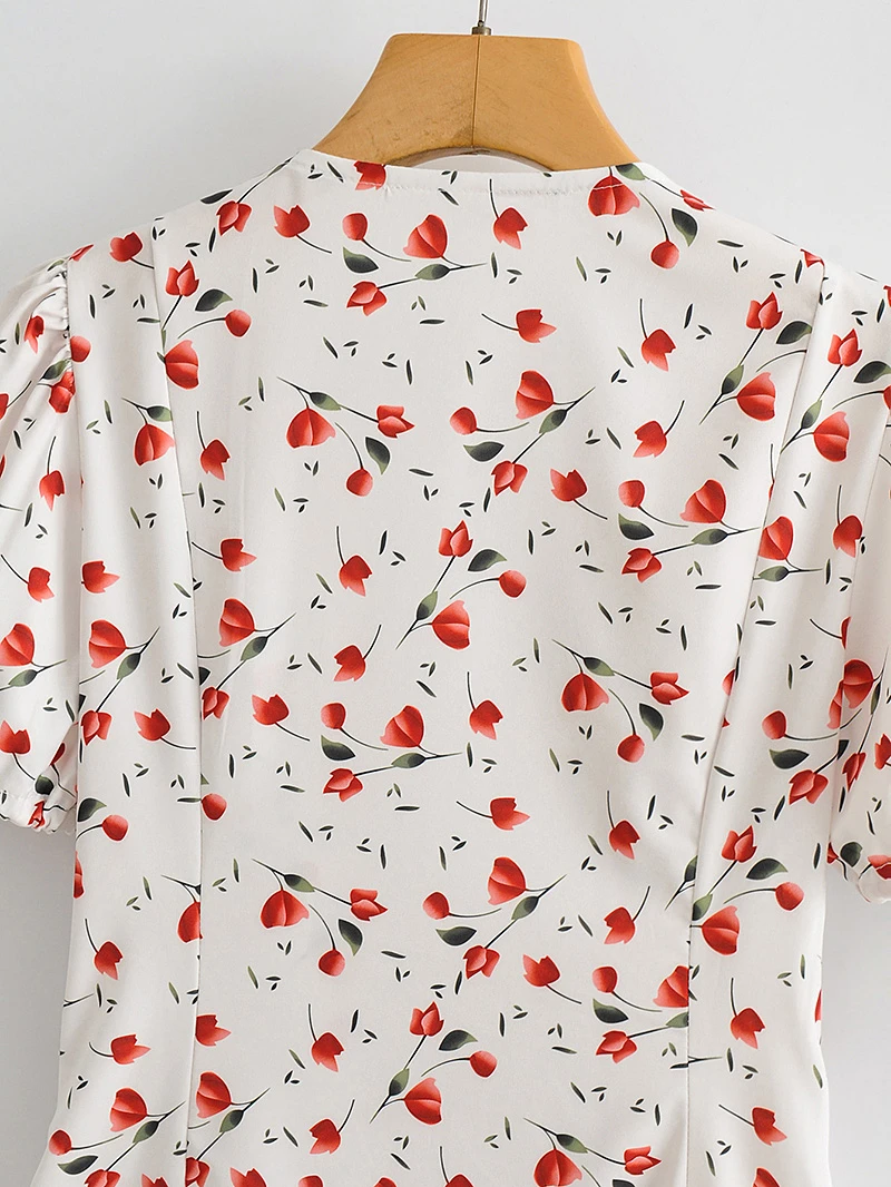 

Splend Moda 2021 Summer Prairie Chic Sweet Floral Print Puff Sleeve One-Piece Button V-Neck Lace-Up Puff Sleeve Dress Women