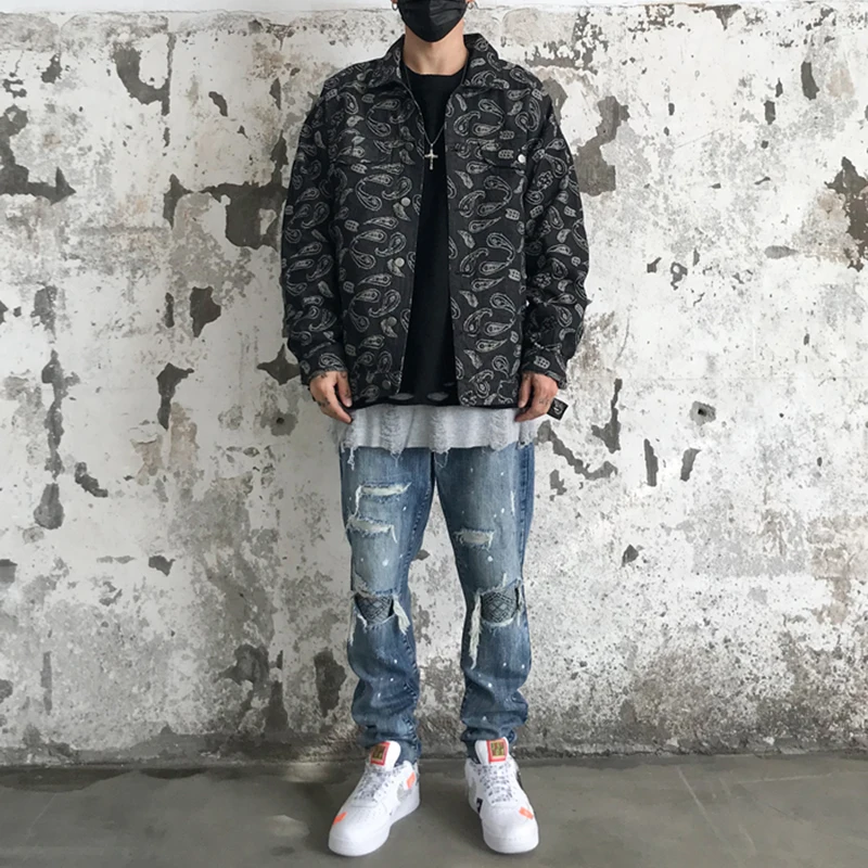 

Coats & Jackets